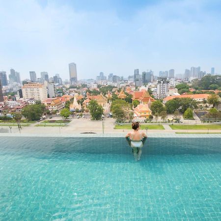 Glow Park Hotel Grand Royal Palace Phnom Penh Dış mekan fotoğraf